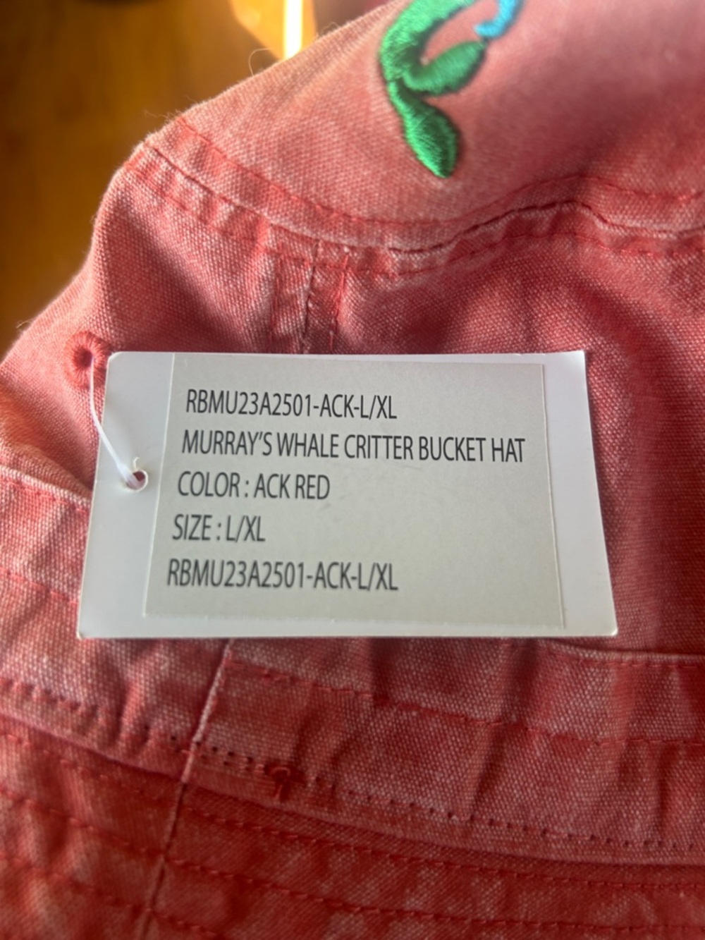 Murray’s Toggery Shop Orignal Nantucket Reds Whale Critter Bucket Hat - Picture 6 of 6